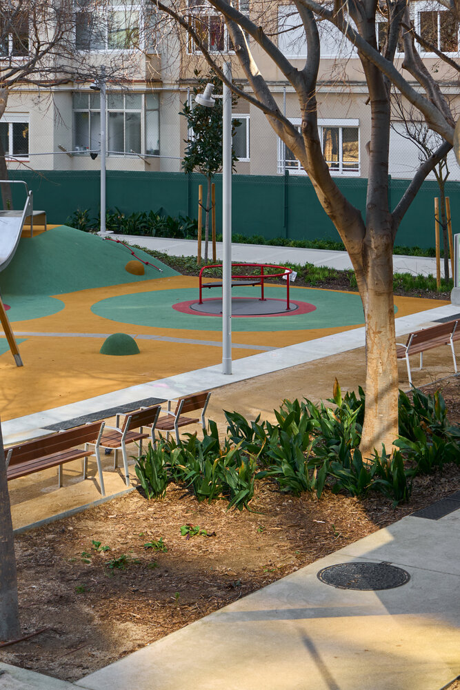 Project-Spain-Barcelona-Jardins-Clara-Campoamor-HAB-HBB-HAM-ARP-CAF-Equipo-Urbidermis-06-x1000.jpg